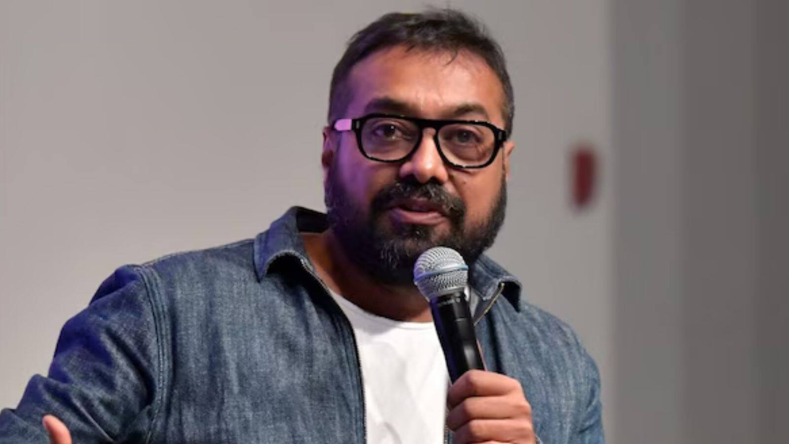 'जब कास्ट सिस्टम है ही नहीं...' 'Phule' फिल्म पर CBFC की सिफारिशों पर भड़के अनुराग कश्यप, ब्राह्मणों को सुनाई खरी खोटी 'जब कास्ट सिस्टम है ही नहीं...' 'Phule' फिल्म पर CBFC की सिफारिशों पर भड़के अनुराग कश्यप, ब्राह्मणों को सुनाई खरी खोटी