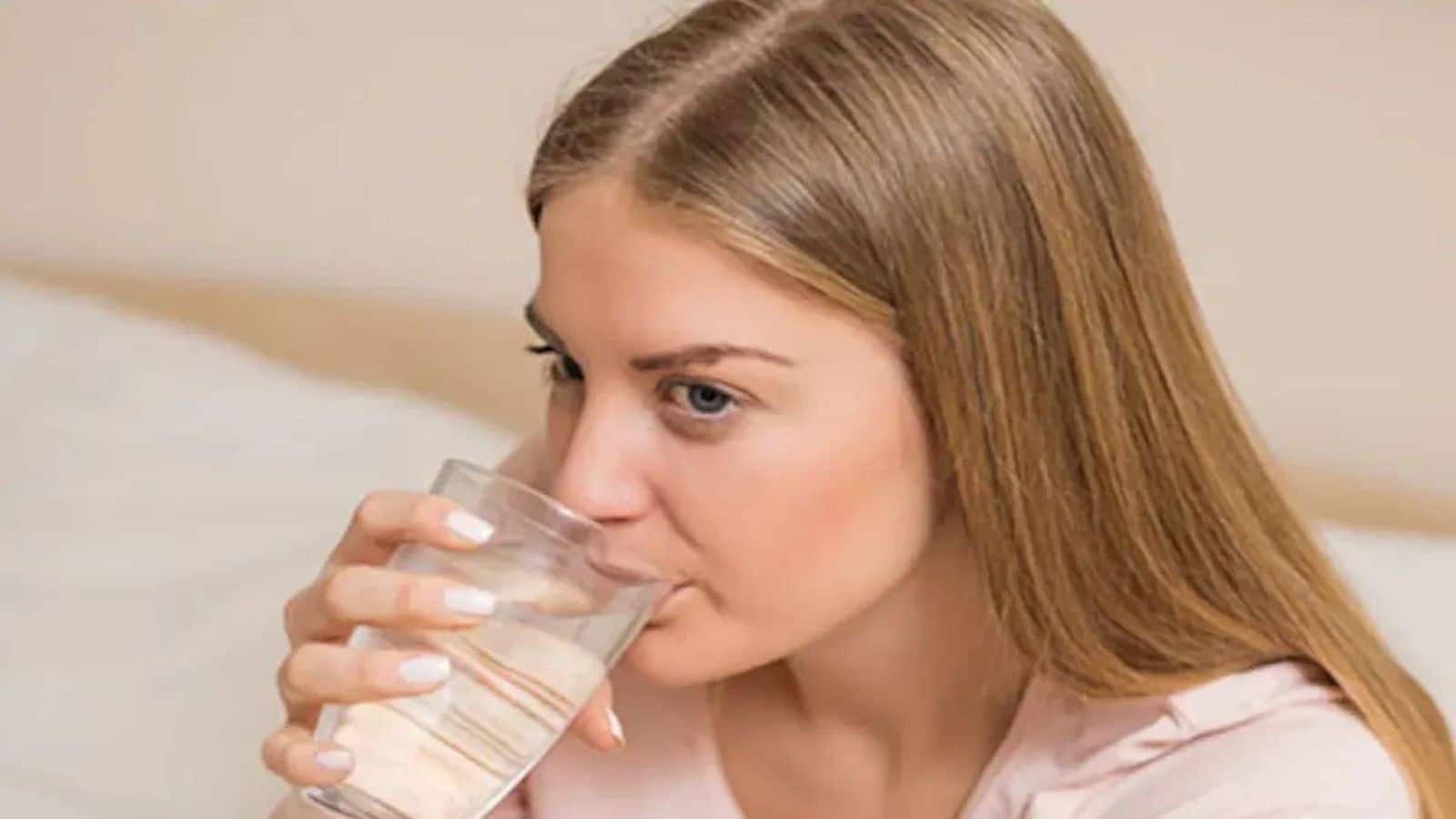 Drinking Water: आपके घर में पीने वाला पानी कितना साफ? इन आसान तरीकों से करें जांच