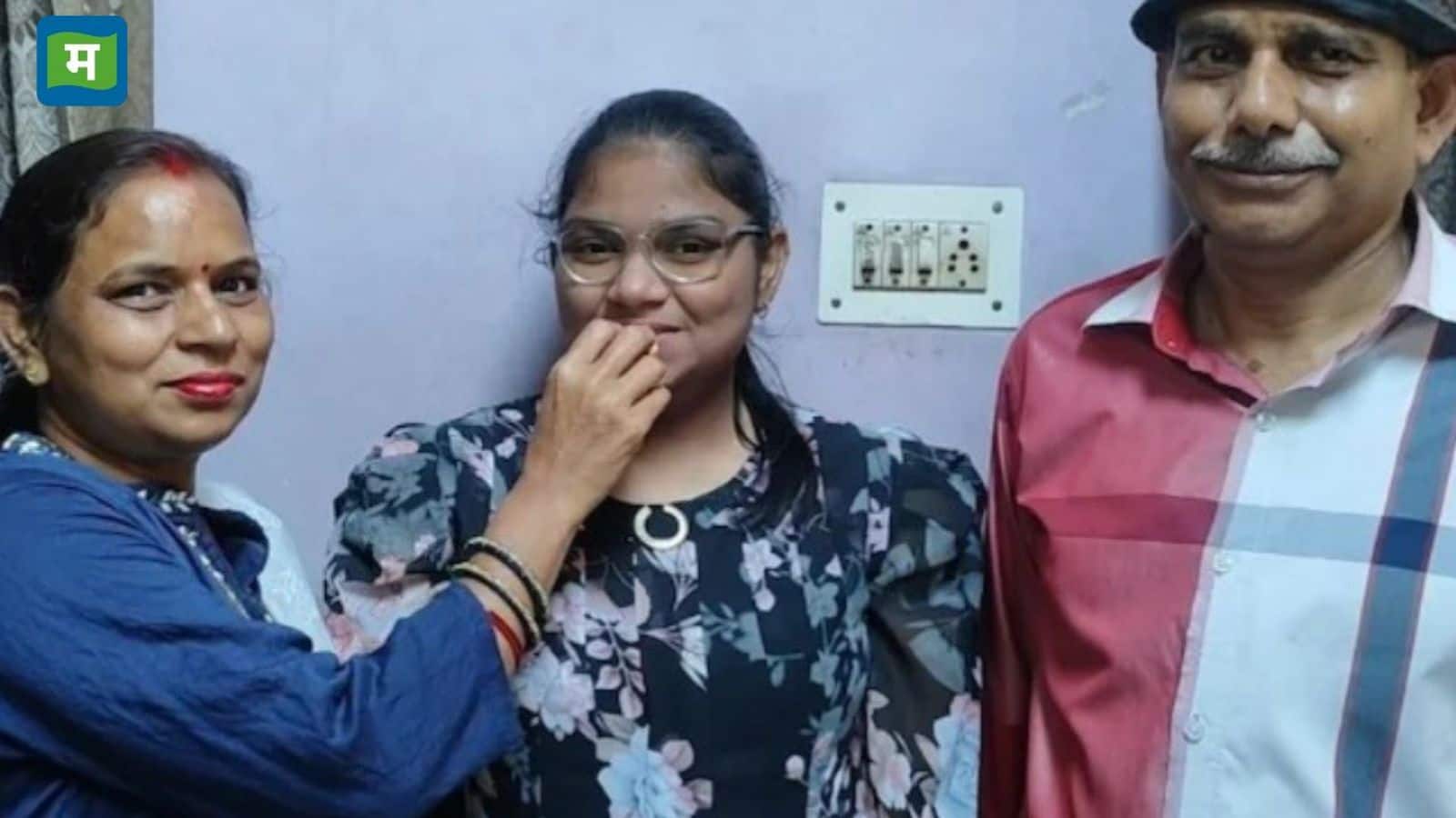 CISCE Result 2025: फिजिक्स से डरने वाली अनन्या कैसे बनी टॉपर? खुद बताई सफलता की कहानी CISCE Result 2025: फिजिक्स से डरने वाली अनन्या कैसे बनी टॉपर? खुद बताई सफलता की कहानी