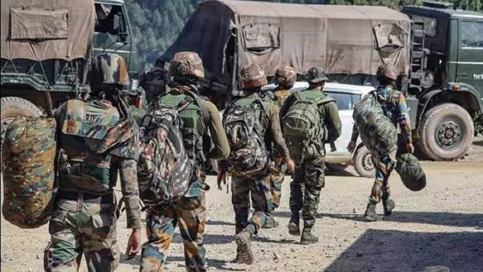 Poonch News: पुंछ में LoC पर घुसपैठ की कोशिश नाकाम, भारतीय सेना ने कर दी गोलियों की बौछार