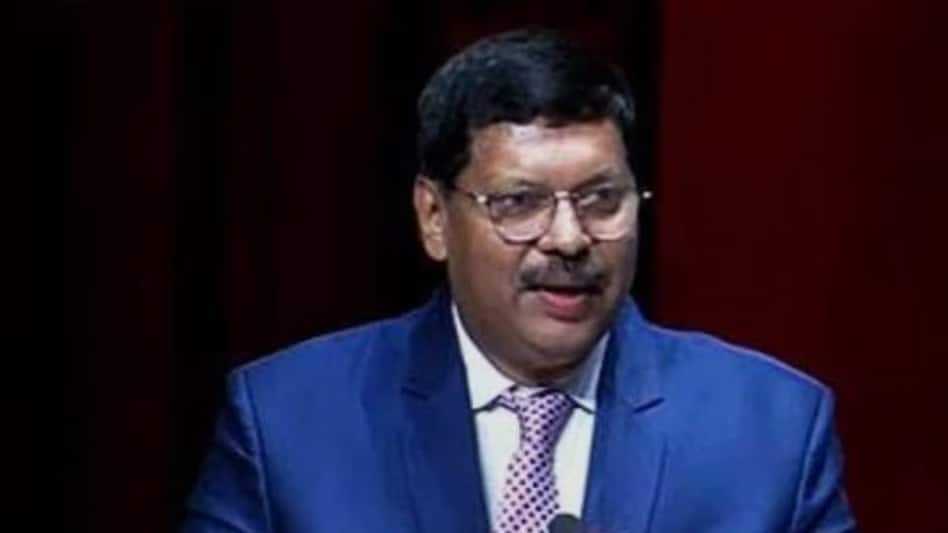 Justice BR Gavai: कौन हैं बुल्डोजर एक्शन पर सवाल उठाने वाले जज बीआर गवई, जो बनेंगे देश के अगले मुख्य न्यायाधीश