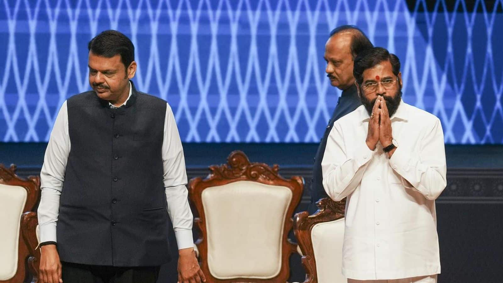 Maharashtra Politics: एकनाथ शिंदे का बढ़ा कद! अब सभी फाइलों की करेंगे जांच, फिर भेजेंगे सीएम फडणवीस के पास