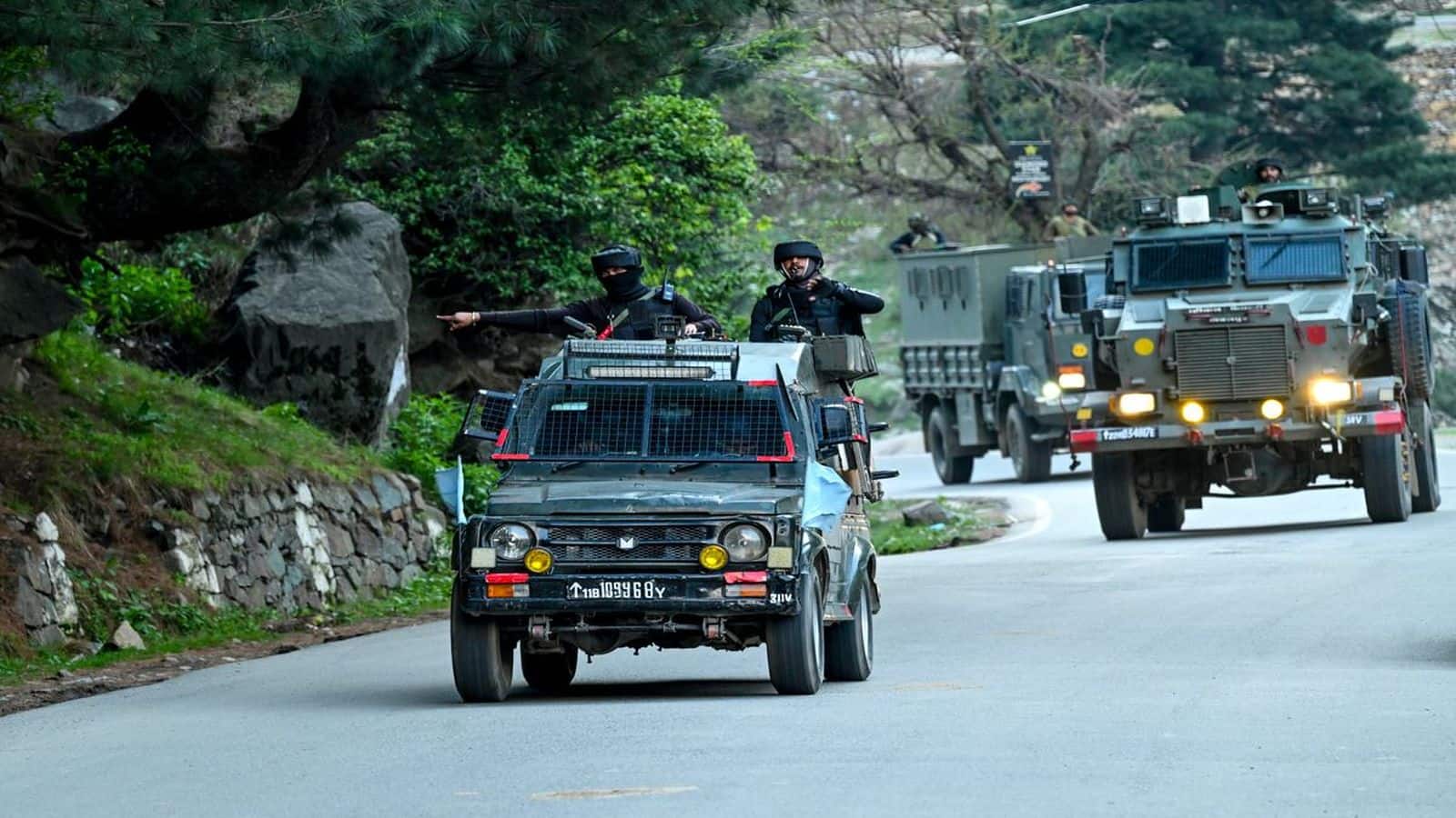 Kashmir Bandh Today: सैलानियों पर आतंक की गोलियों की बौछार, आज बंद का ऐलान, कई संगठनों ने दिखाई एकजुटता Kashmir Bandh Today: सैलानियों पर आतंक की गोलियों की बौछार, आज बंद का ऐलान, कई संगठनों ने दिखाई एकजुटता