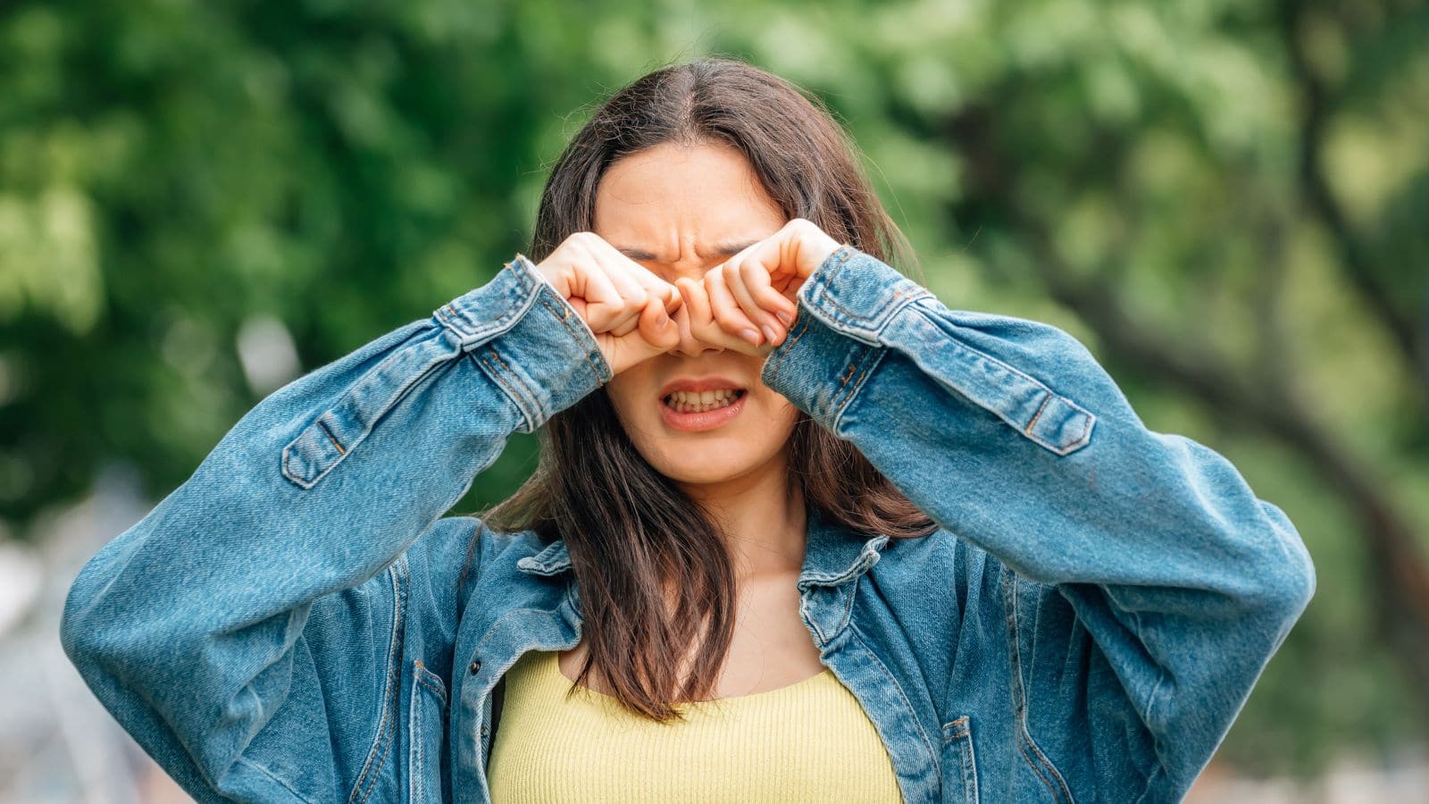 Heatwave Alert: गर्मी में आंखों को न करें नजरअंदाज, ये लक्षण हो सकते हैं Eye Stroke के संकेत Heatwave Alert: गर्मी में आंखों को न करें नजरअंदाज, ये लक्षण हो सकते हैं Eye Stroke के संकेत