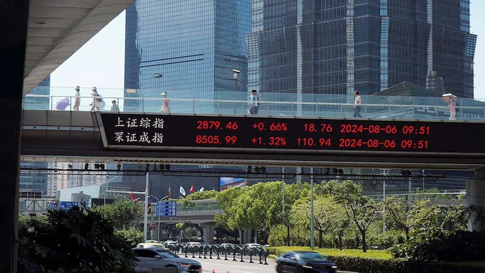 Asian Market : जापान का निक्केई 6% उछला, US टेक शेयरों में आए जोश से डेढ़ साल के निचले स्तर से उबरा