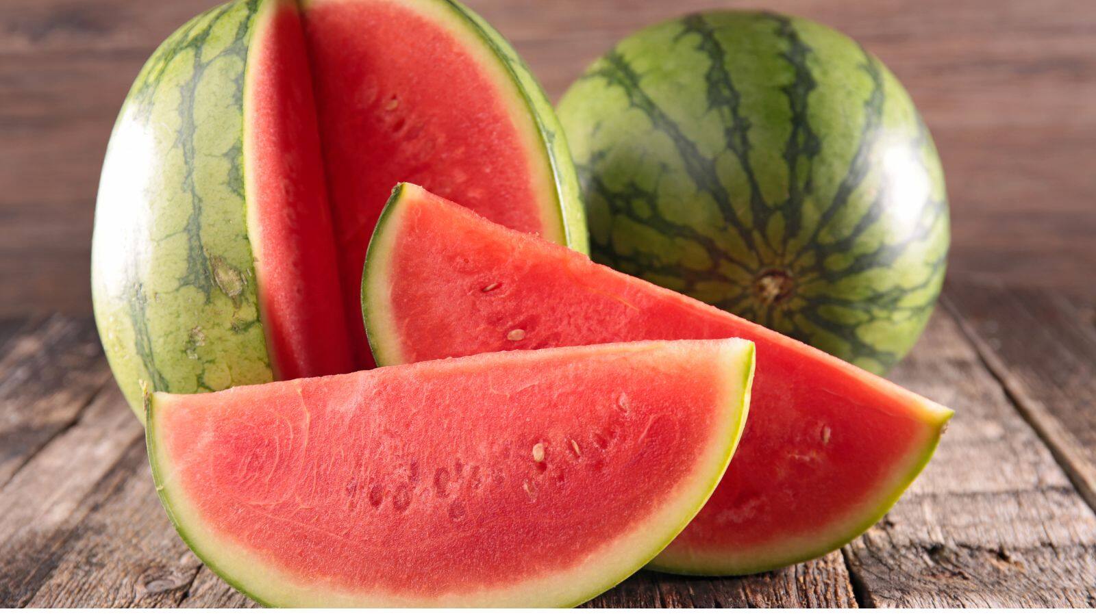Watermelon Buying Tips: तरबूज खरीदते वक्त अपनाएं ये 30 सेकंड की ट्रिक, मिलेगा हमेशा मीठा फल