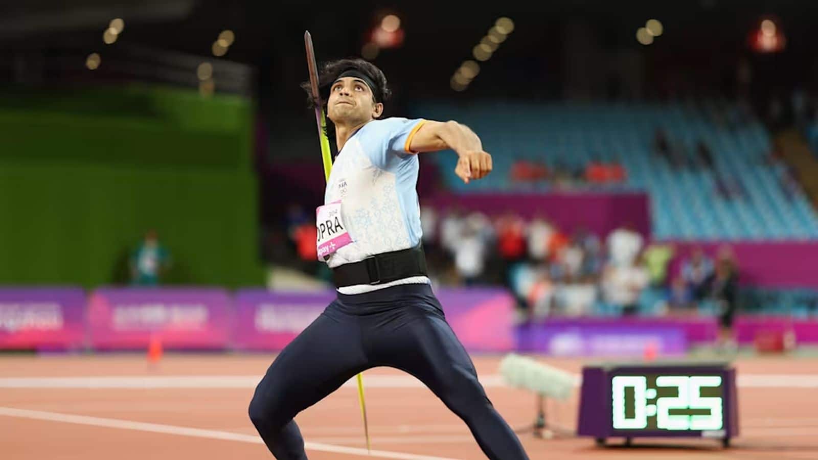 Neeraj Chopra: गोल्डेन बॉय नीरज चोपड़ा को मिला बड़ा सम्मान, टेरिटोरियल आर्मी में मिली ये खास रैंक