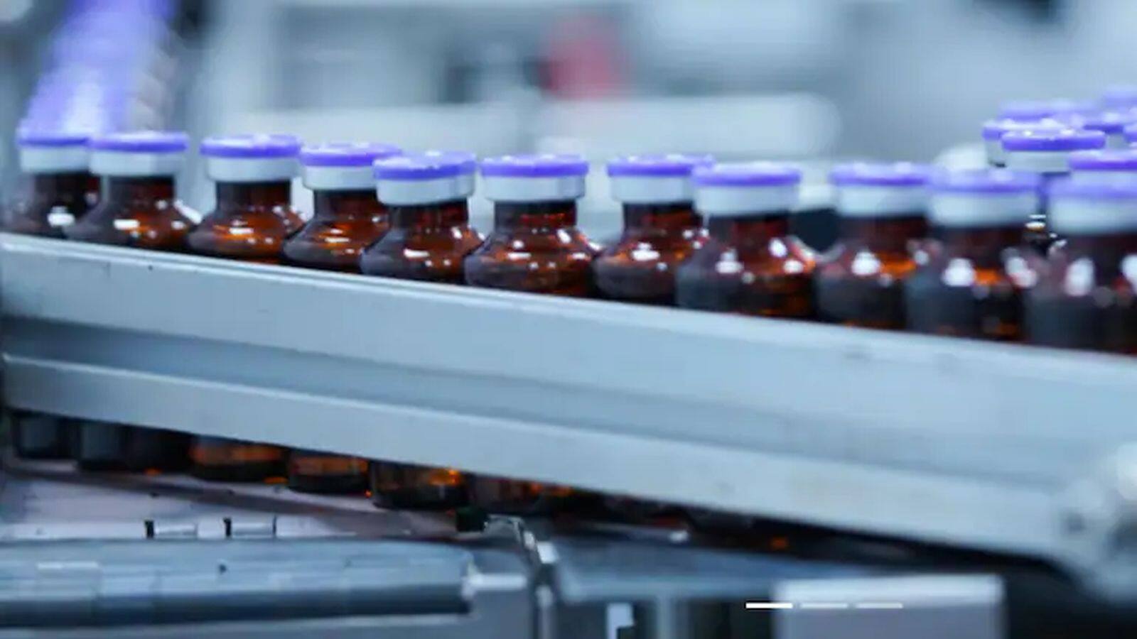 Aurobindo Pharma Share Price: नतीजों के बाद स्टॉक 2% टूटा, ब्रोकरेजेज से जाने स्टॉक में गिरावट पर करें खरीदारी या निकलनें में है समझदारी