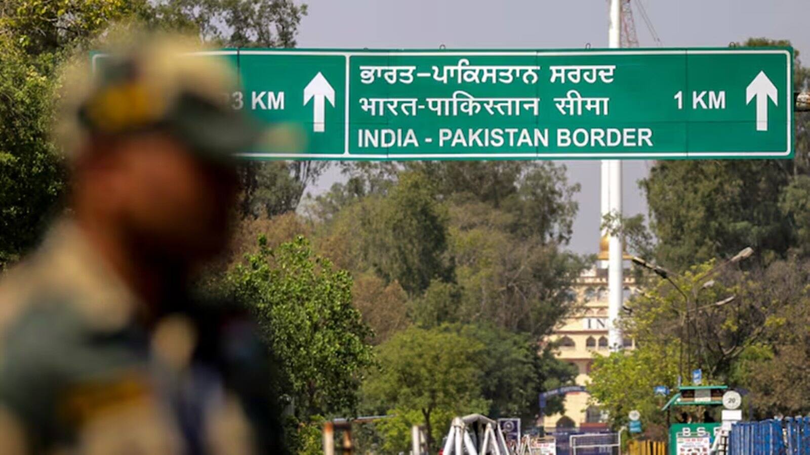 भारत के साथ तनाव बढ़ने से पाकिस्तान की ग्रोथ पर पड़ेगा असर, विदेशी मुद्रा भंडार आ सकता है दबाव में: Moody's भारत के साथ तनाव बढ़ने से पाकिस्तान की ग्रोथ पर पड़ेगा असर, विदेशी मुद्रा भंडार आ सकता है दबाव में: Moody's