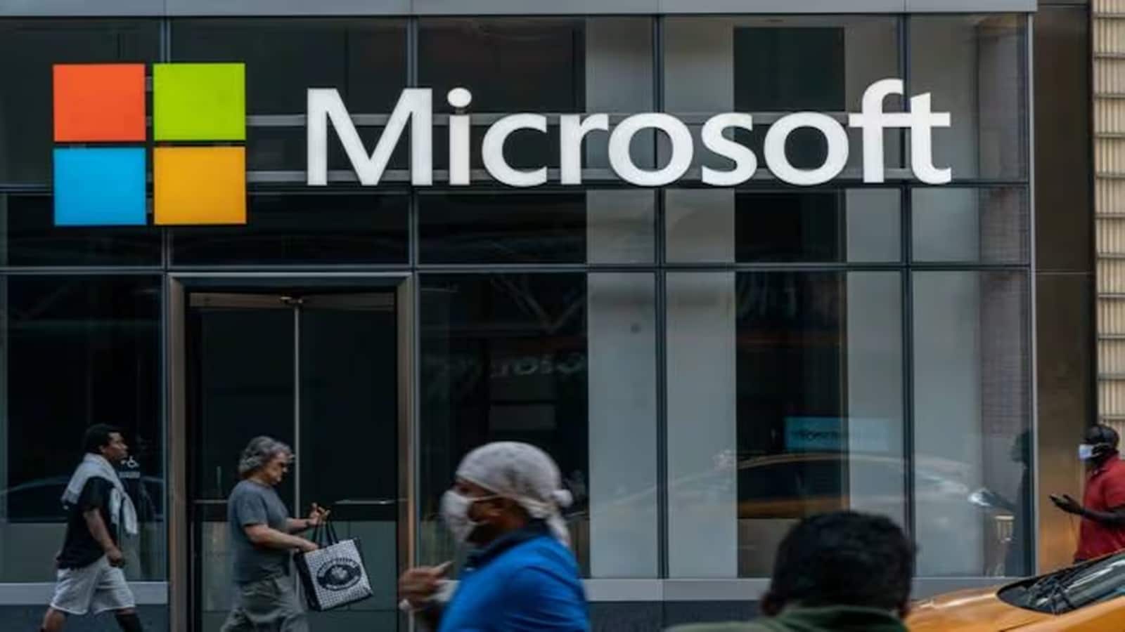 Microsoft Layoff: 6800 की छुट्टी, माइक्रोसॉफ्ट में छंटनी की तलवार ने ढाया  कहर - microsoft to lay off thousands of employees as it cuts workforce by 3  percent | Moneycontrol Hindi