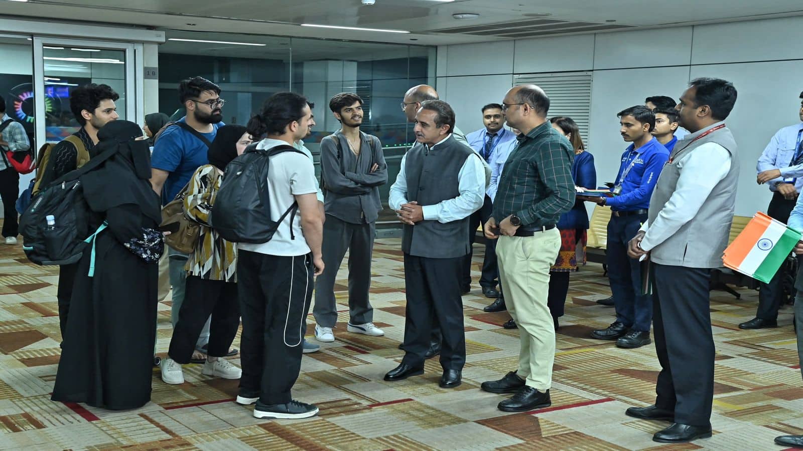 Operation Sindhu: ईरान से निकाले गए 110 भारतीय छात्रों को लेकर विमान दिल्ली पहुंचा, जम्मू-कश्मीर के 90 छात्र शामिल