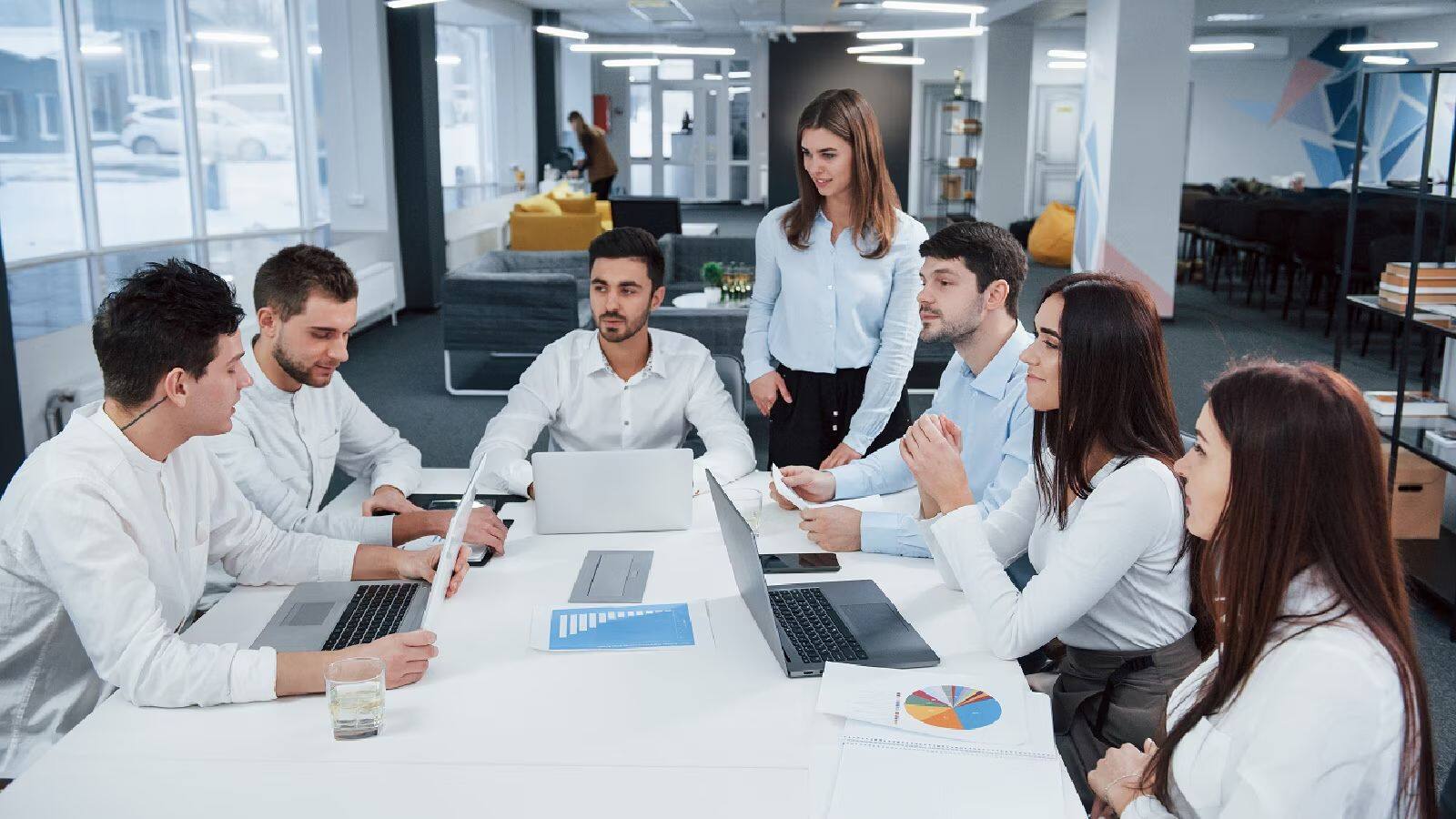 National-काम पसंद नहीं आया तो पहले ही दिन कर्मचारी ने दिया रिजाइन, HR के साथ चैट वायरल – #INA