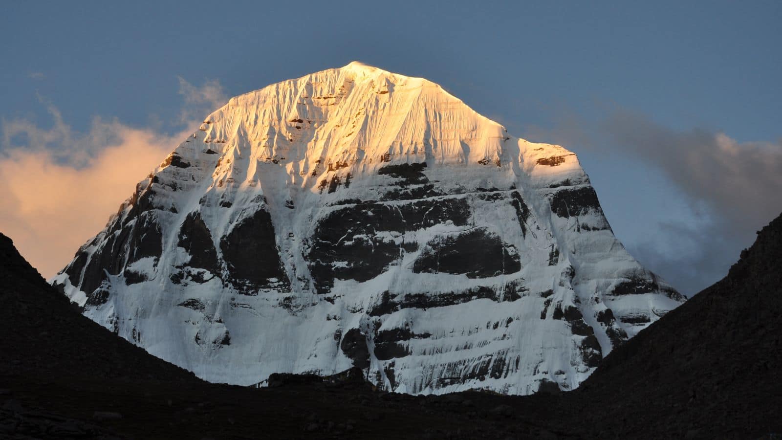 Kailash Manasarovar Yatra 2025: 5 सालों बाद फिर शुरू हुई कैलाश मानसरोवर यात्रा, पहला जत्था हुआ रवाना Kailash Manasarovar Yatra 2025: 5 सालों बाद फिर शुरू हुई कैलाश मानसरोवर यात्रा, पहला जत्था हुआ रवाना