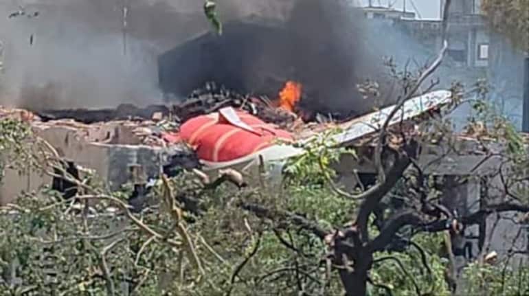 Ahmedabad Plane Crash: 169 भारतीयों के साथ ब्रिटिश, पुर्तगाली और कनाडाई  नागरिक भी थे प्लेन में सवार - ahmedabad plane crash 53 british 7 portuguese  1 canadian and 169 indian citizens were