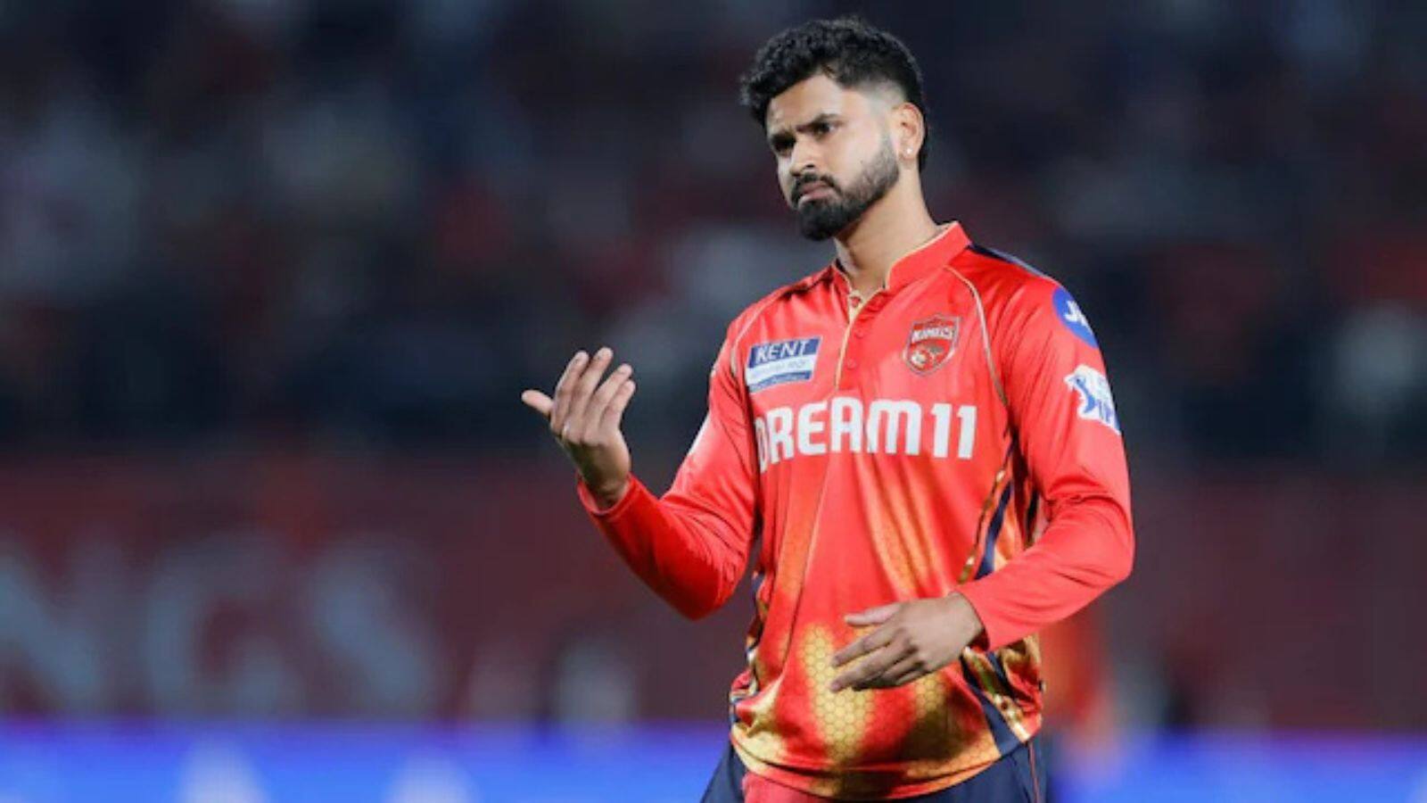 IPL 2025: मैच जीतने के बाद अपने ही टीम के खिलाड़ी से क्यों नाराज हुए श्रेयस अय्यर? वीडियो हुआ वायरल