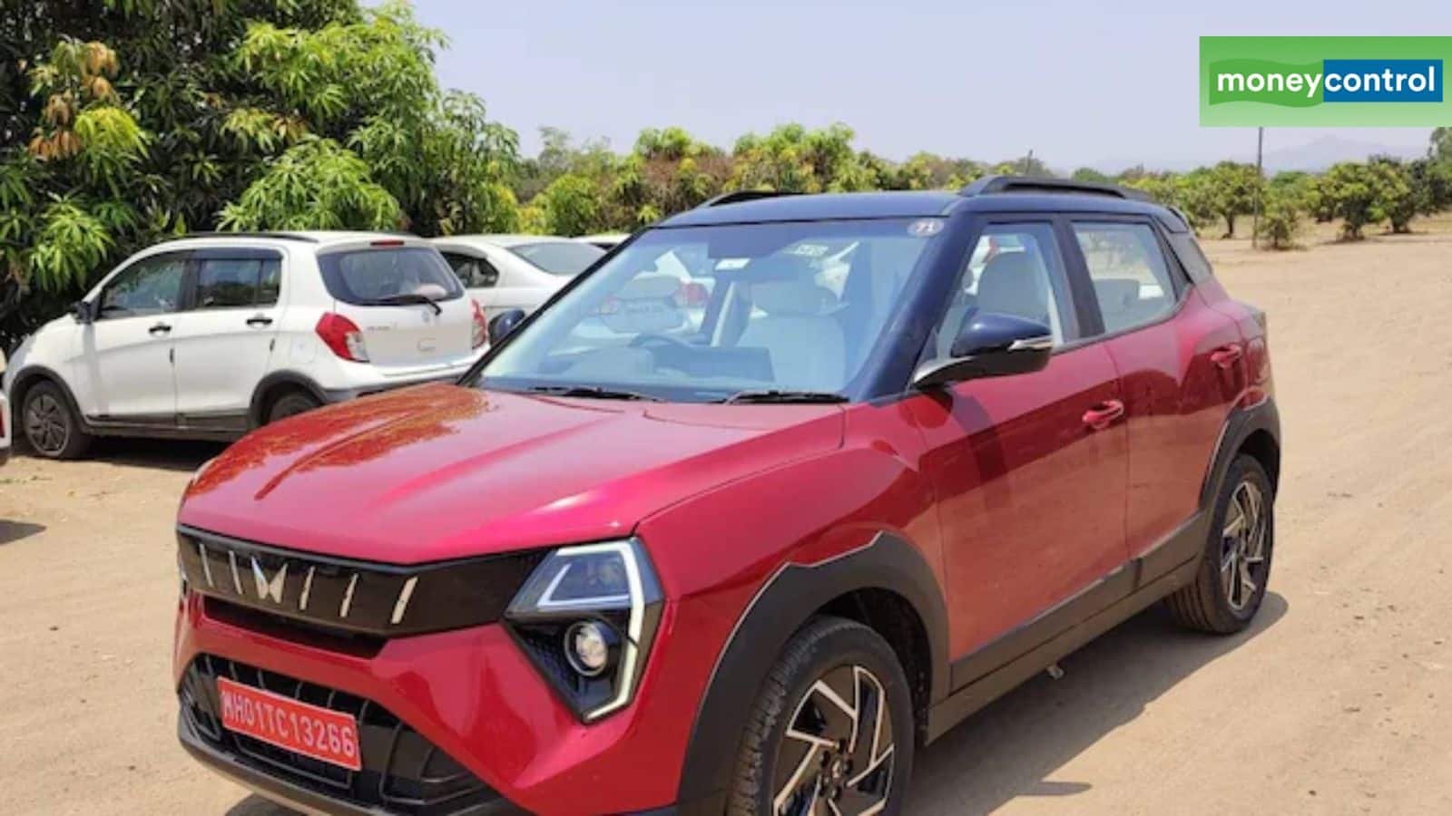 XUV 3XO 3
