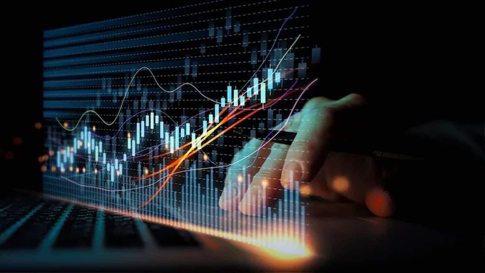 Markets closed on a powerful lead on the third day of the enterprise week, however consultants obtained buyers traded in these 4 shares