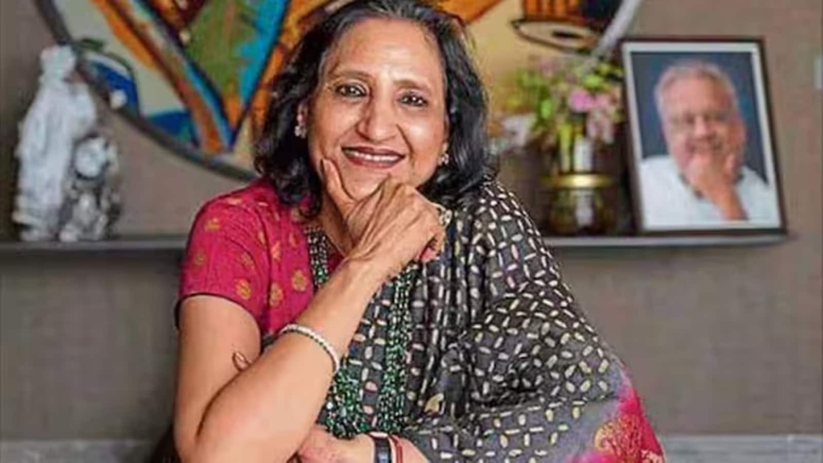 Rekha jhunjhunwala portfolio: sturdy banking inventory, Motilal Oswal elevated goal value