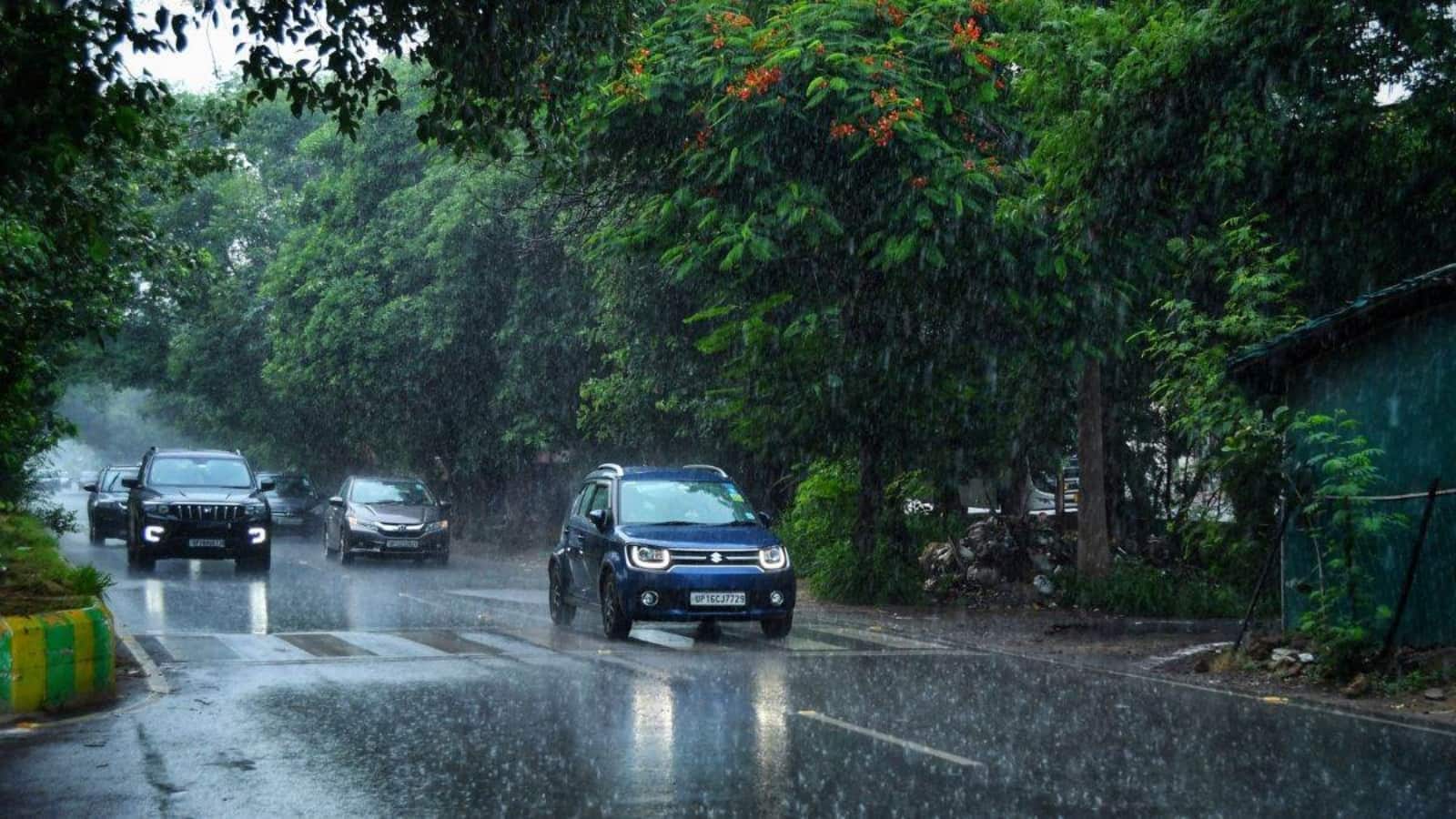 बारिश के मौसम में ऐसे रखें अपनी गाड़ी का ध्यान, नहीं होगी कोई परेशानी बारिश के मौसम में ऐसे रखें अपनी गाड़ी का ध्यान, नहीं होगी कोई परेशानी