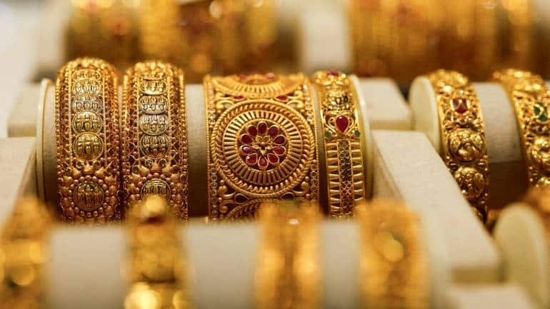  2000 का दशक: तेज रफ्तार में बढ़त 2000 में 4,400 रुपये, 2005 में 7,000 रुपये और 2010 तक 18,500 रुपये प्रति 10 ग्राम। महंगाई और निवेश की चाह से सोना महंगा होता गया।