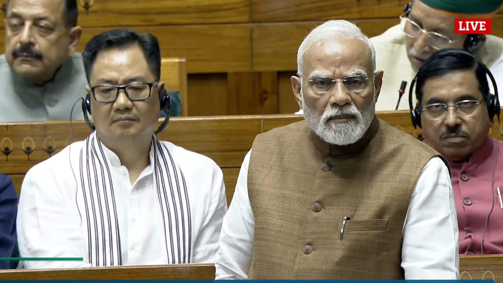 सिंधु जल संधि को PM मोदी ने बताया ‘नेहरू की भूल’! कांग्रेस पर साधा निशाना, पाकिस्तान को भी दिया कड़ा संकेत