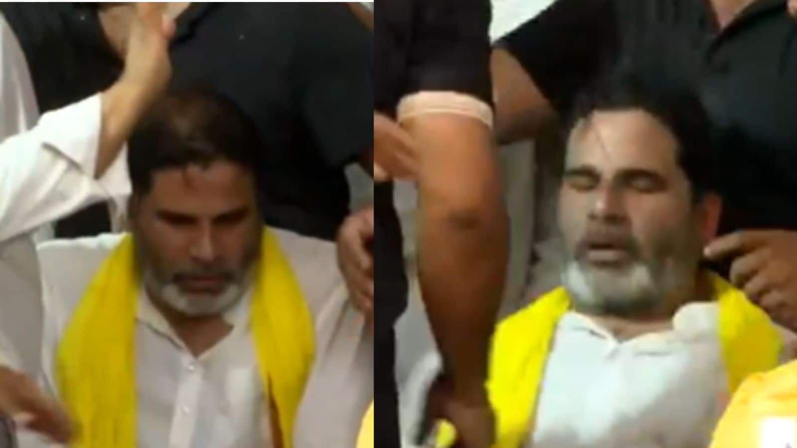 आरा में रोड शो के दौरान प्रशांत किशोर हुए चोटिल, पसली में लगी चोट...इलाज के लिए पटना रवाना आरा में रोड शो के दौरान प्रशांत किशोर हुए चोटिल, पसली में लगी चोट...इलाज के लिए पटना रवाना