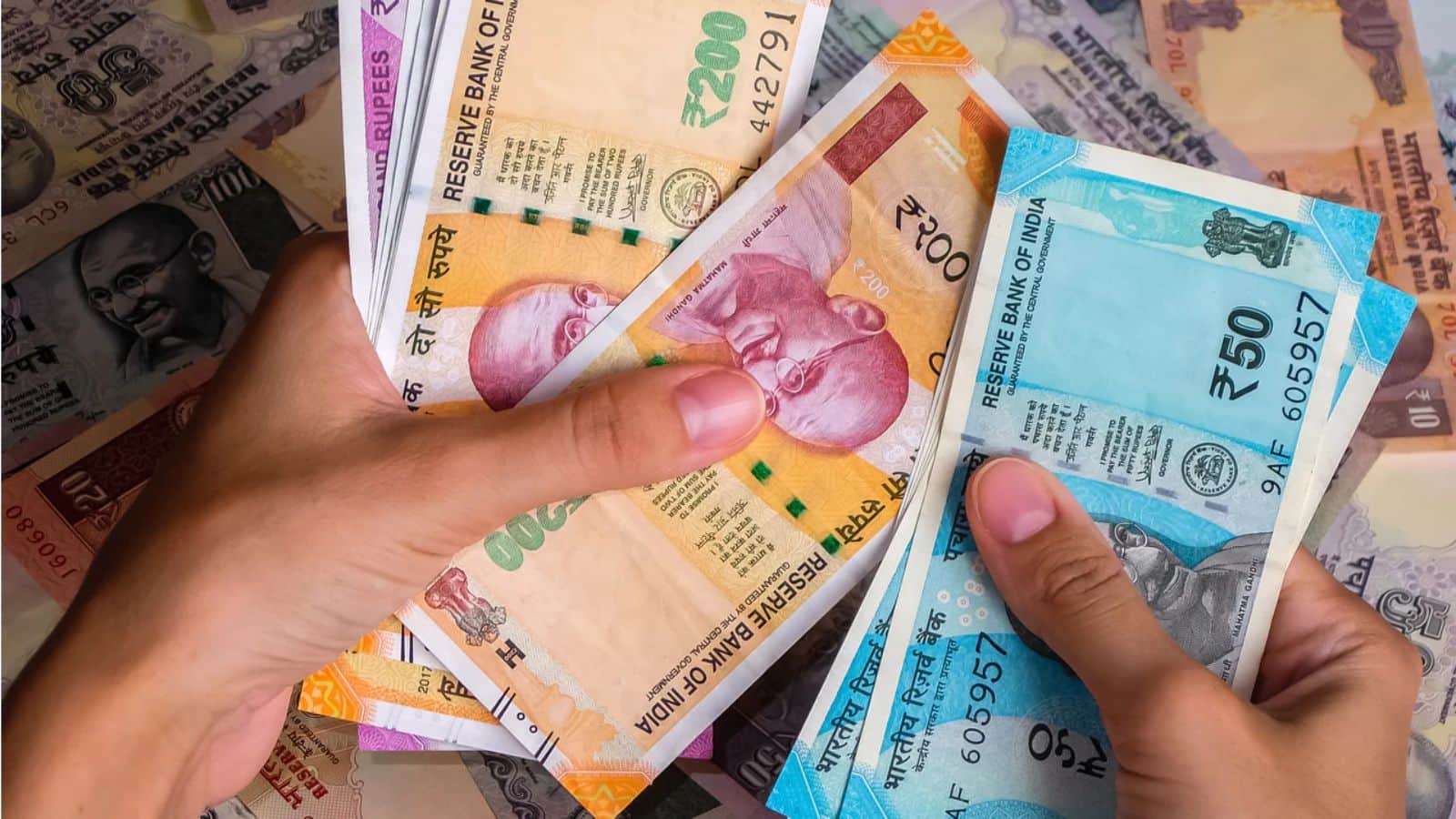 CM Pratigya Yojana: बिहार के युवाओं को बड़ी सौगात! ₹6000 तक का मिलेगा भत्ता, नीतीश सरकार बड़ा ऐलान