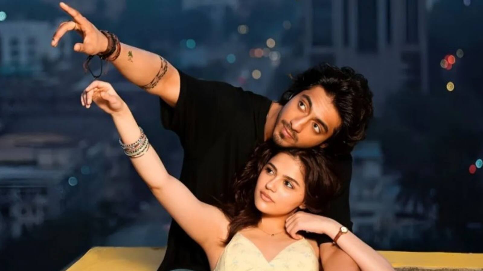 Saiyaara Advance Booking: करण जौहर की इस फिल्म का'सैयारा' ने रिलीज से पहले तोड़ा रिकॉर्ड, एडवांस बुकिंग में ही छाप लिए करोड़ों