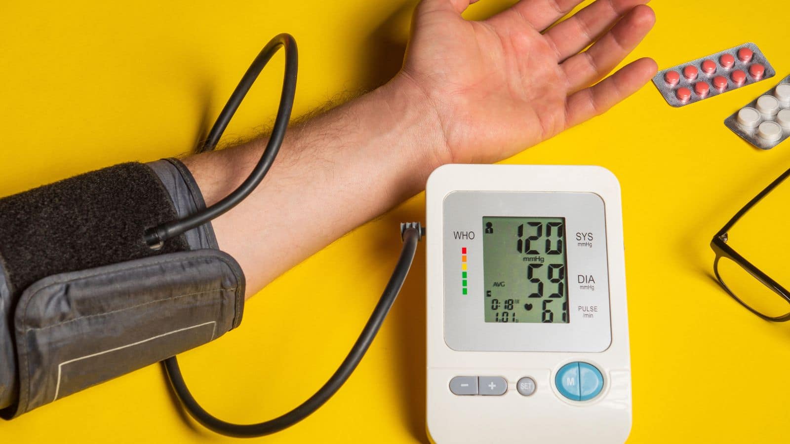 Blood Pressure: हाई ब्लड प्रेशर करना है कम तो इन चीजों से तुरंत कर लें तौबा, अपनाएं ये लाइफस्टाइल Blood Pressure: हाई ब्लड प्रेशर करना है कम तो इन चीजों से तुरंत कर लें तौबा, अपनाएं ये लाइफस्टाइल