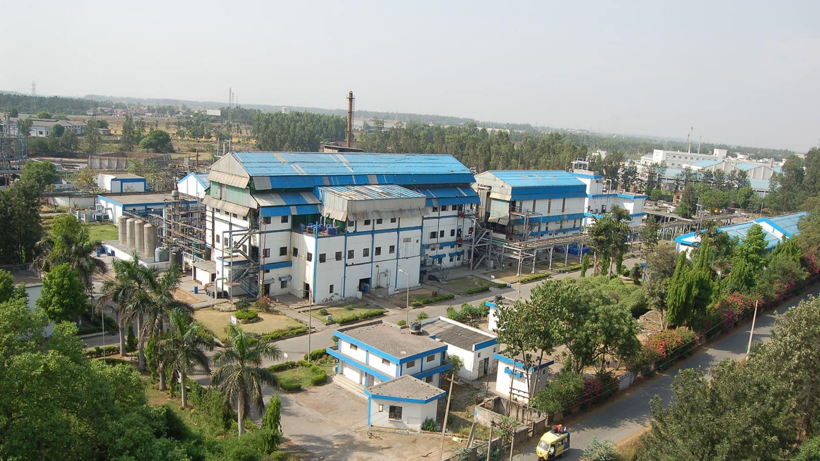 Chemical Stocks: धमाकेदार कारोबारी नतीजे और शानदार प्लान पर शेयर रॉकेट, 16% का उछाल, आपके पास है?