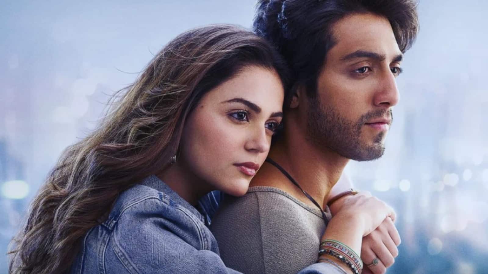 Saiyaara Review: अहान पांडे के दीवाने हुए लोग, इंटेंस लव, हार्टब्रेक और शानदार म्यूजिक का कॉकटेल लोगों को आ रहा पसंद