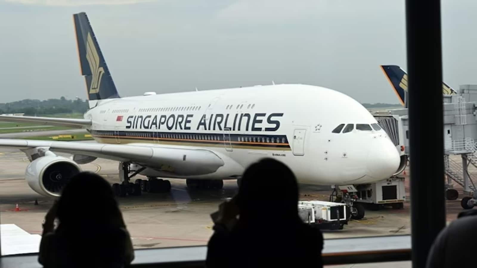 Air India के ₹11000 करोड़ के घाटे से Singapore Airlines को झटका, जून तिमाही में 58.8% गिरा मुनाफा