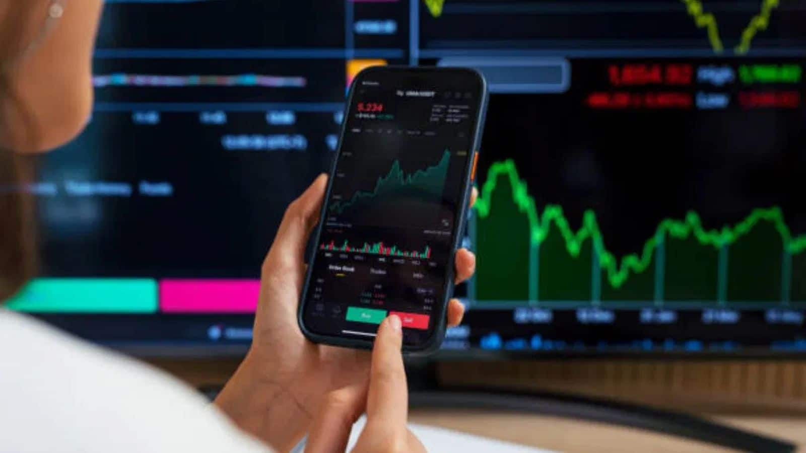 Disclaimer: Here information provided is being given only for information. It is necessary to mention here that the investment market in the market is subject to risks. Always consult experts before investing money as an investor. There is never advice to anyone to invest money on behalf of Moneycontrol.