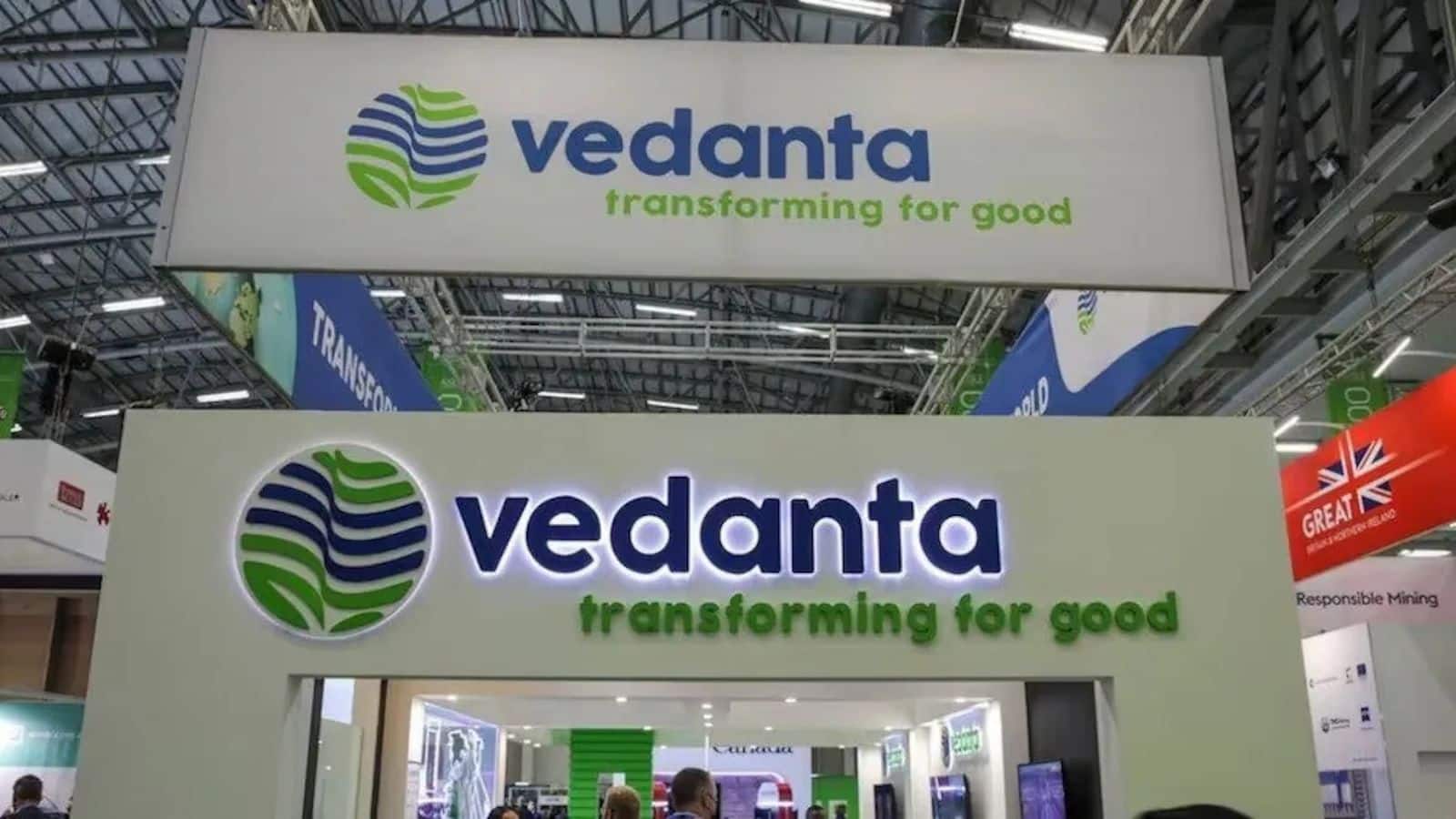 Vedanta Shares: वेदांता के शेयर 7% तक क्रैश, एक रिपोर्ट से मच गई अफरातफरी, 'पोंजी स्कीम' जैसा बताया हाल