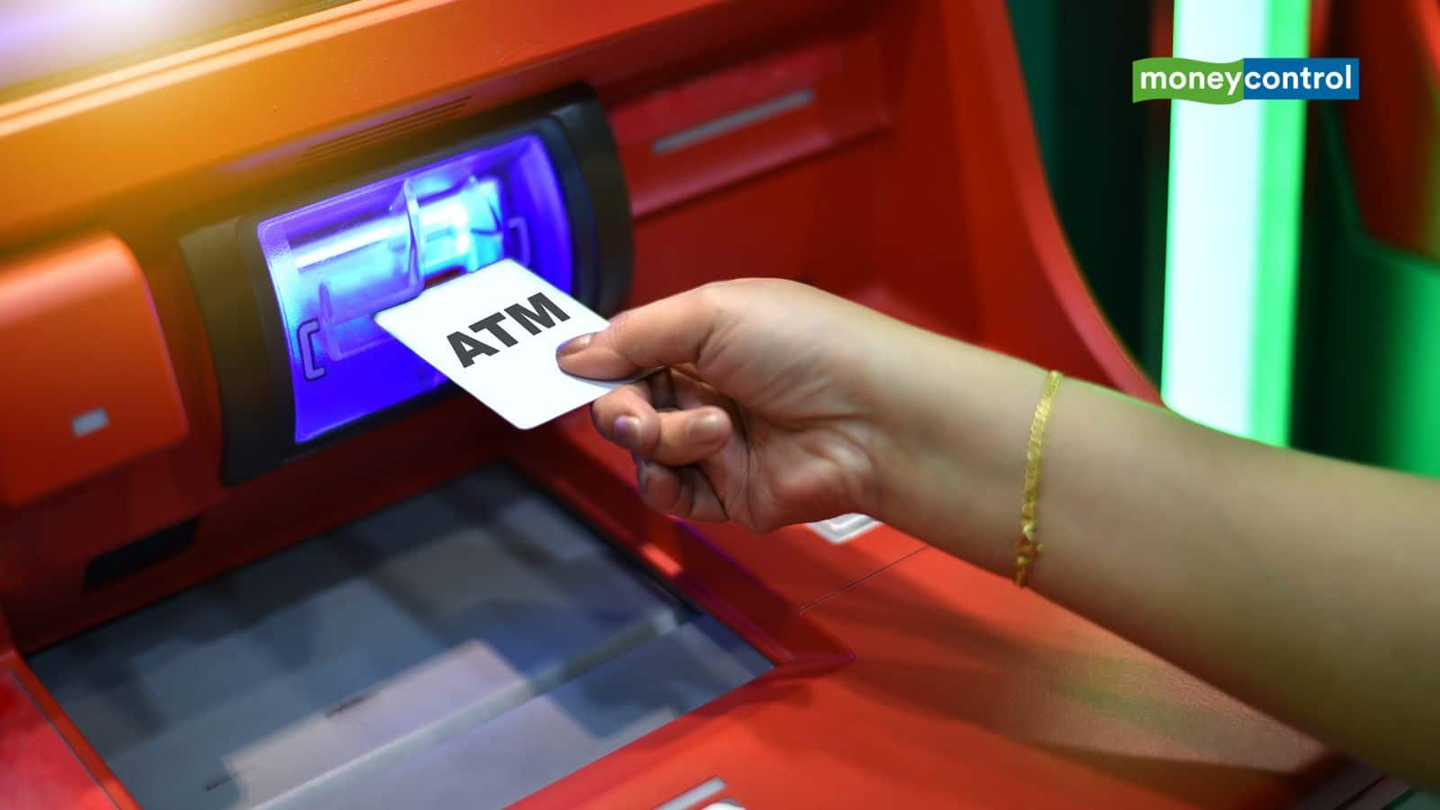 ATM में कैंसिल बटन डबल प्रेस करने पर पिन सेफ रहता है? जानिये क्या है सच