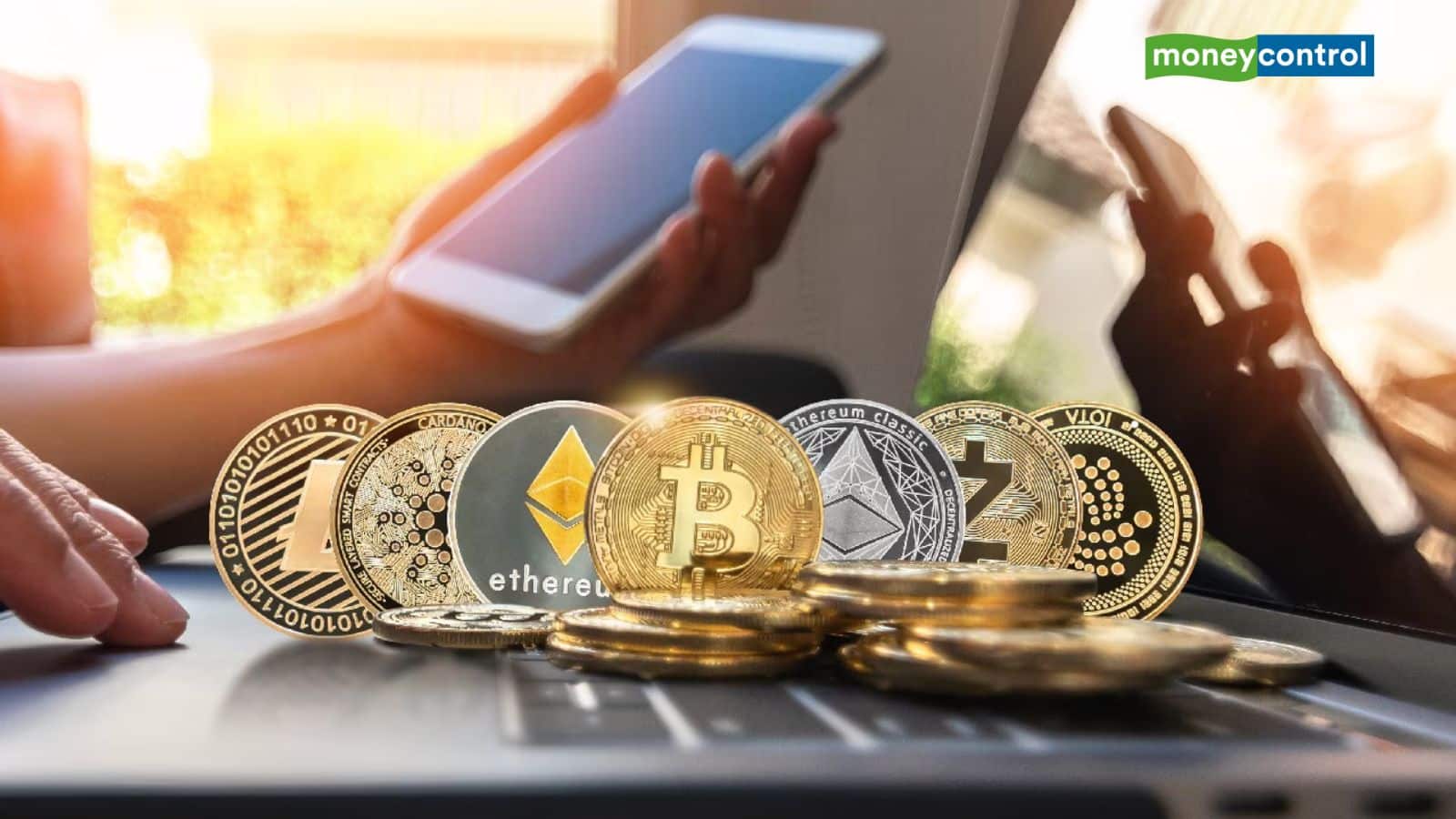 Crypto Investment: क्रिप्टो से हो सकती है नियमित कमाई, टैक्स और जोखिम के साथ जानिए तरीका