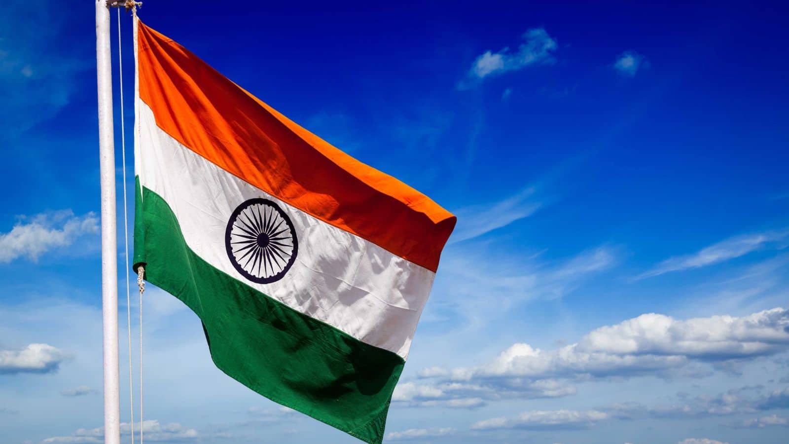 Independence Day 2025: जानिए तिरंगे में अशोक चक्र का असली महत्व और हर तीली का संदेश