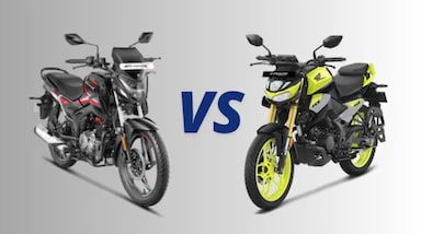 Hero Glamour X VS Honda CB125 Hornet: 

हीरो मोटोकॉर्प ने हाल ही में भारत में Hero Glamour X 125 लॉन्च की है, जो देश की सबसे किफायती क्रूज कंट्रोल वाली बाइक मानी जा रही है। कंपनी ने इसमें कई एडवांस फीचर्स दिए हैं। इसका सीधा मुकाबला हाल ही में लॉन्च हुई Honda CB125 Hornet से होगा, जो फीचर्स के मामले में दमदार पैकेज पेश करती है। यहां हम दोनों बाइक्स (Hero Glamour X बनाम Honda CB125 Hornet) की तुलना कर रहे हैं ताकि आप जान सकें कि इंजन, फीचर्स और कीमत के लिहाज से कौन-सी बाइक आपके लिए बेहतर साबित हो सकती है।