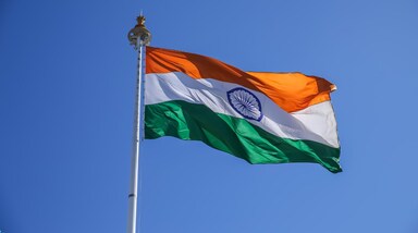 आइए जानते हैं भारत के अलावा और किन देशों में 15 अगस्त को स्वतंत्रता दिवस के रूप में मनाया जाता है।(Photo: Canva)
