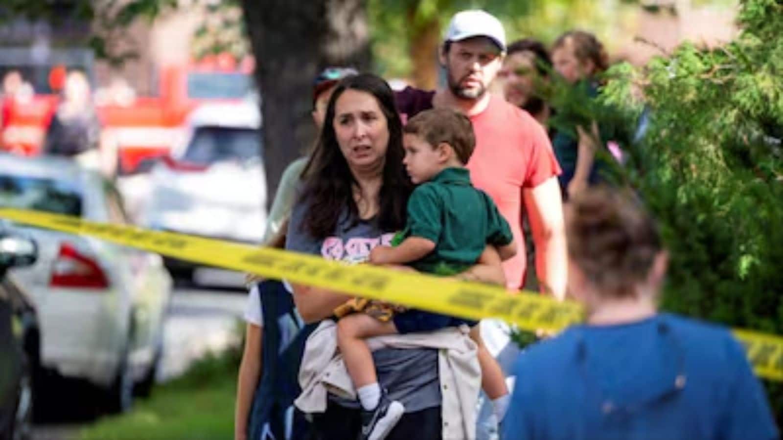 Minneapolis School Shooting: मिनियापोलिस के कैथोलिक स्कूल गोलीबारी में हमलावर समेत 3 की मौत, रॉबिन वेस्टमैन ने चर्च की खिड़कियों से की थी गोलियों की बौछार