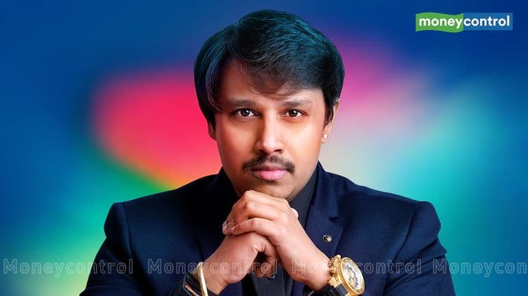 Market trend : निफ्टी में अगस्त में दिखेगी तेज उठापटक, बैंक निफ्टी से बेहतर प्रदर्शन की उम्मीद -राहुल घोष Market trend : निफ्टी में अगस्त में दिखेगी तेज उठापटक, बैंक निफ्टी से बेहतर प्रदर्शन की उम्मीद -राहुल घोष