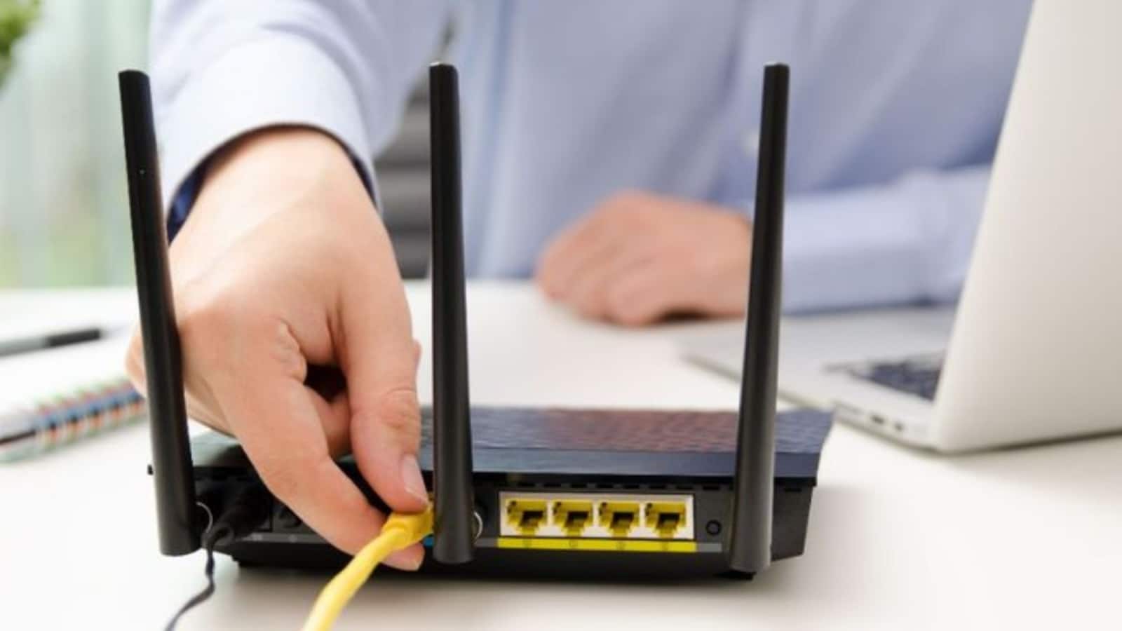 क्या ज्यादा एंटीना वाला राउटर बढ़ाता है इंटरनेट स्पीड? WiFi लगवाने से पहले जान लें ये बातें