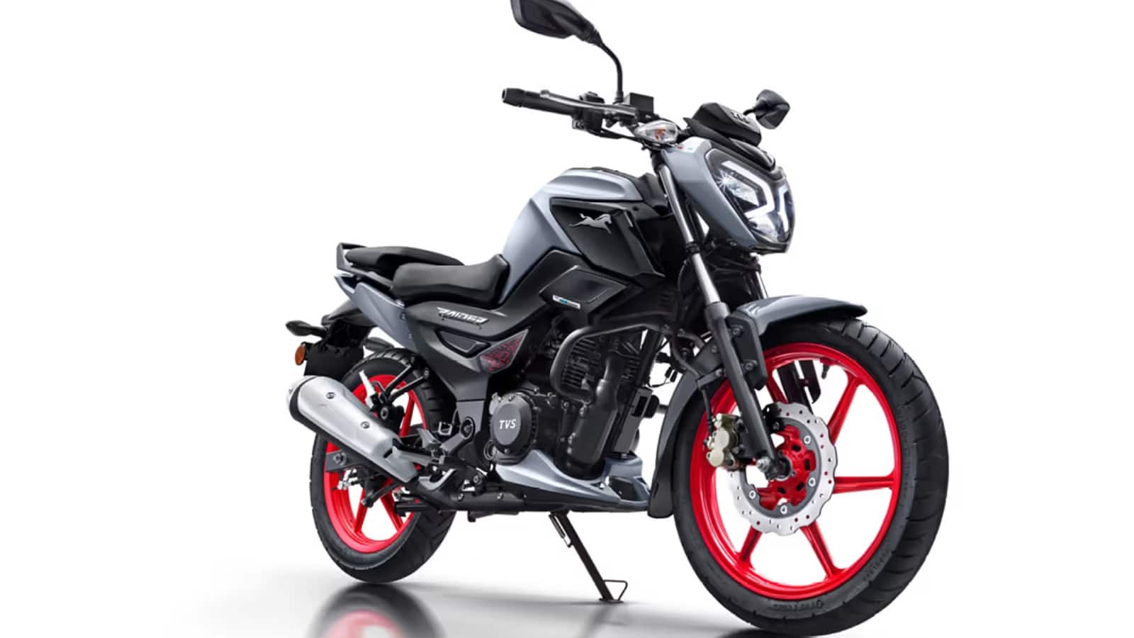 TVS इस गणेश चतुर्थी पर TVS बाइक प्रेमियों के लिए खास ऑफर लेकर आया है। हर खरीद पर ग्राहकों को 3,000 रुपये का फ्री गिफ्ट और 2,000 रुपये का फ्री हेलमेट मिलेगा। लेकिन जल्दी करें, यह ऑफर सिर्फ 27 अगस्त तक ही मान्य है।