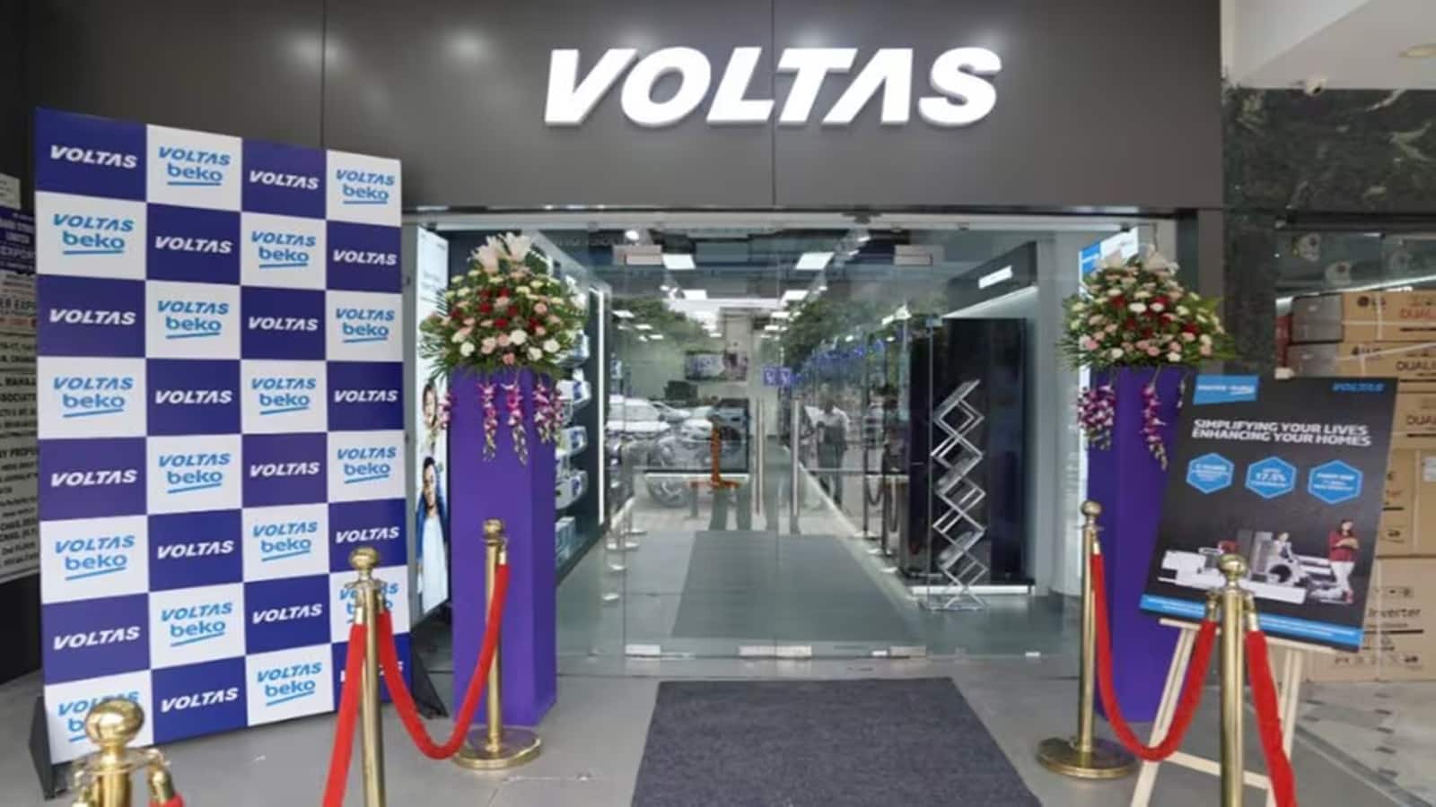 जून तिमाही के कमजोर नतीजे पर Voltas धड़ाम, 8% की भारी गिरावट से घबराए निवेशक