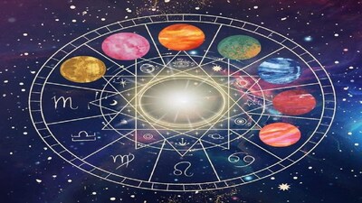 Year 2026 Outlook: संजय बी जुमानी का कहना है कि 2026 का साल 15 अगस्त तक भारत के लिए ना तो ज्यादा बुरा ना ही अच्छा होगा। 15 अगस्त के बाद भारत के लिए अच्छा हो सकता है। इस साल दुनियाभर के देशों के बीच पावर गेम चल सकता है