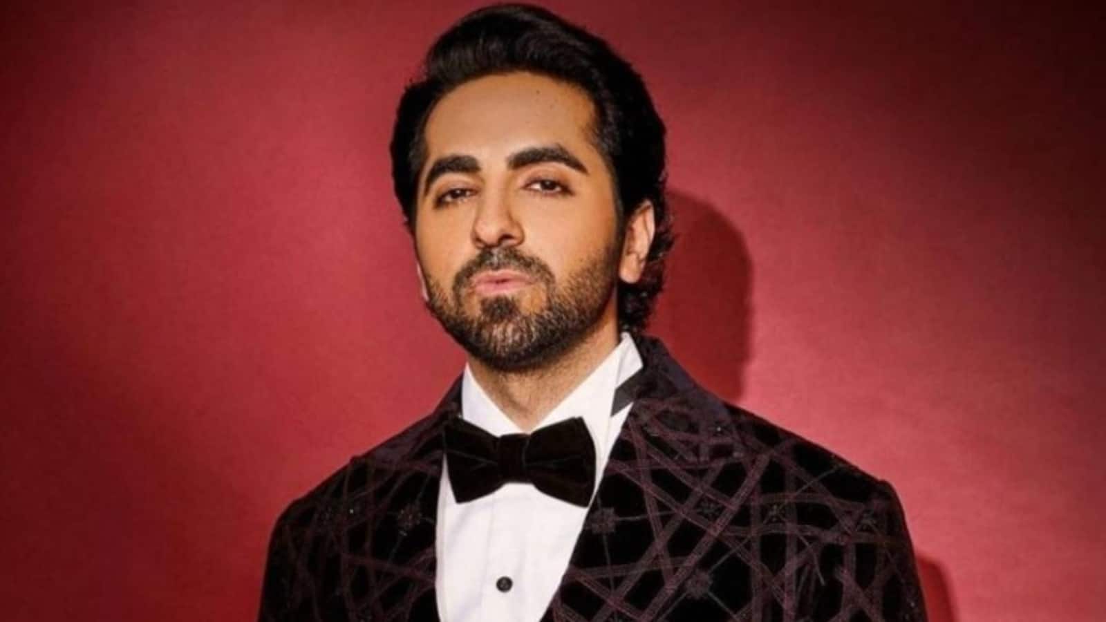 Pati Patni Aur Woh 2: फिल्म में हुई इस हसीना की एंट्री, Ayushmann Khurrana संग फरमाएंगी रोमांस! Pati Patni Aur Woh 2: फिल्म में हुई इस हसीना की एंट्री, Ayushmann Khurrana संग फरमाएंगी रोमांस!