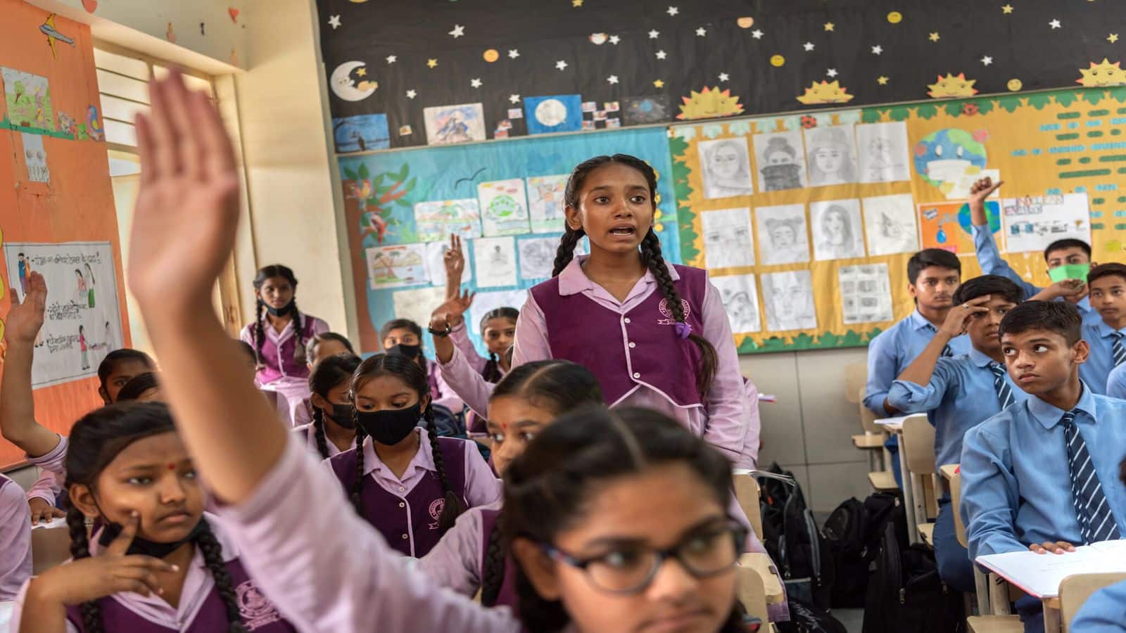 Delhi School Fee Bill 2025: दिल्ली में अब नहीं चलेगी प्राइवेट स्कूलों की मनमानी! फीस कंट्रोल बिल विधानसभा में पेश, जानें- बड़ी बातें