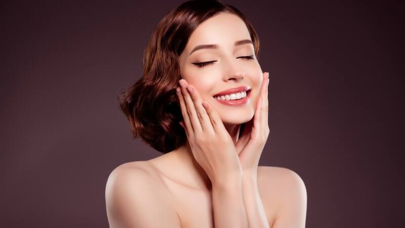 Glowing Skin:इस रक्षाबंधन पर क्यों न अपनी त्वचा को भी थोड़ा सा प्यार दें? इन दो चीजों से स्किन को बनाए सुपर ग्लोइंग! Glowing Skin:इस रक्षाबंधन पर क्यों न अपनी त्वचा को भी थोड़ा सा प्यार दें? इन दो चीजों से स्किन को बनाए सुपर ग्लोइंग!
