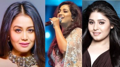 बॉलीवुड की सिर्फ एक्ट्रेसेस ही नहीं सिंगर्स भी फैशन के मामले में किसी से कम नहीं हैं। वो सिर्फ अपनी आवाज से दिल जीतने में ही माहिर नहीं बल्कि स्टाइल और लुक्स से भी फैंस को दीवाना बना देती हैं। चाहे इंडियन आउटफिट हो या वेस्टर्न ये डीवाज हर लुक को कॉन्फिडेंस के साथ कैरी करती हैं। आइए बॉलीवुड की सबसे स्टाइलिश फीमेल सिंगर्स के गॉर्जियस अवतार पर एक नजर डालते हैं।  
