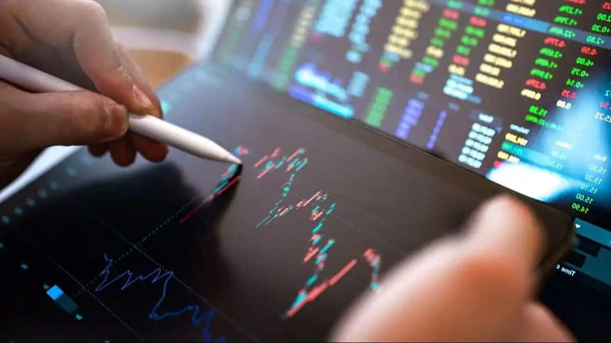 Home First Finance Shares: ब्लॉक डील के बाद 4.5% उछले शेयर, ₹1307 करोड़ में बिक गई 10.6% हिस्सेदारी